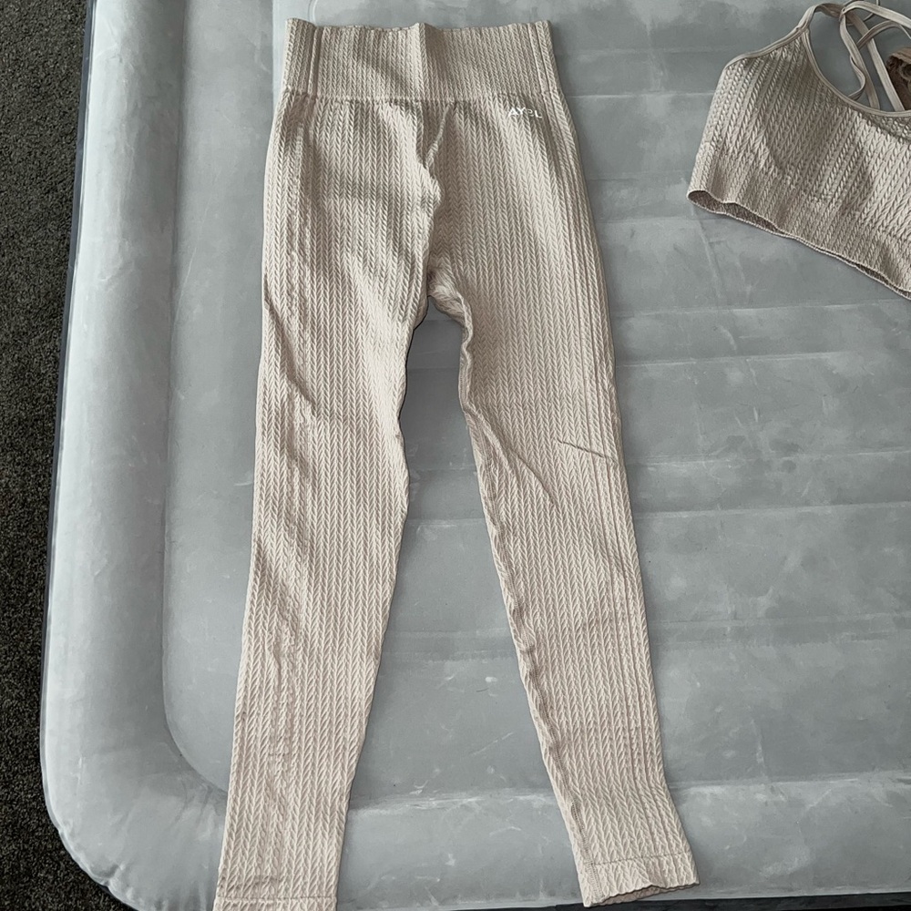 AYBL LUXE SEAMLESS WORKOUT LEGGINGS - SAND